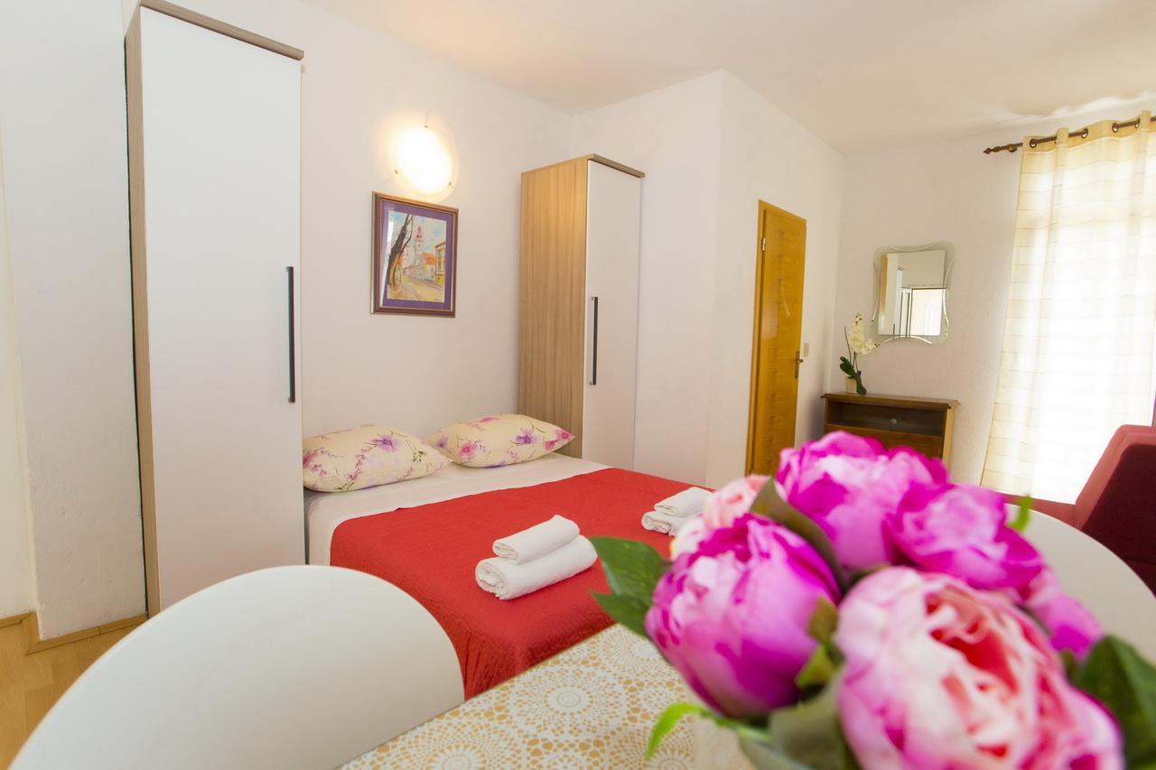 Apartments Blazevic Makarska Exterior photo