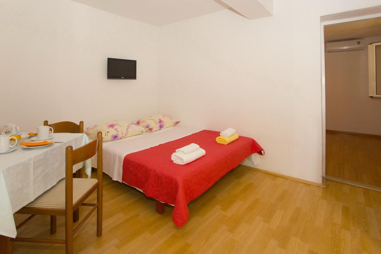 Apartments Blazevic Makarska Exterior photo