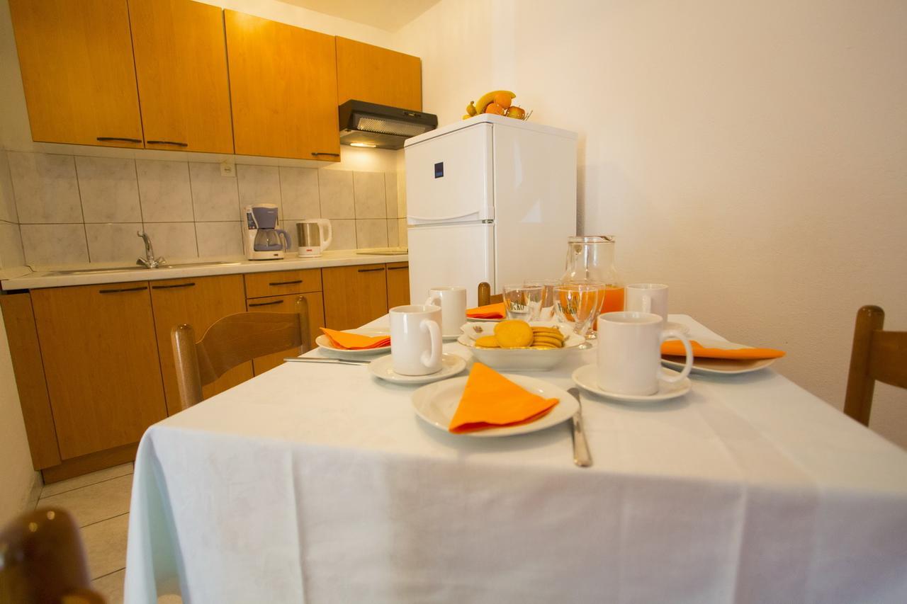 Apartments Blazevic Makarska Exterior photo